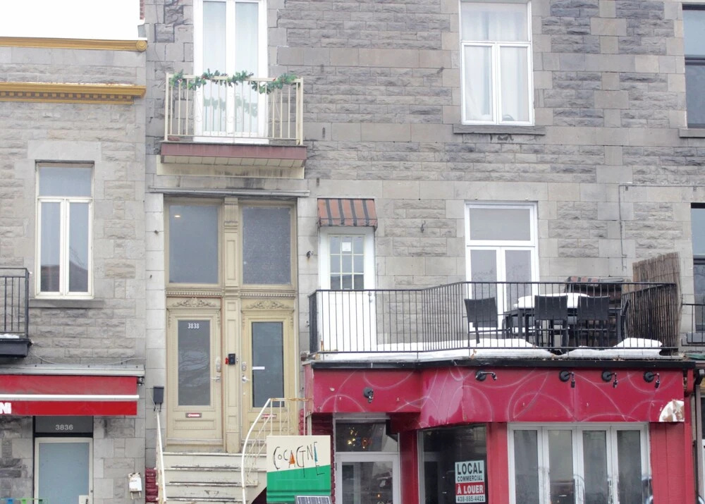 MTLVacationRentals - The City Chalet