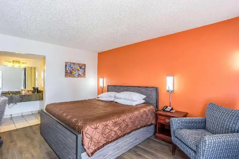 Standard Double room (full double bed)