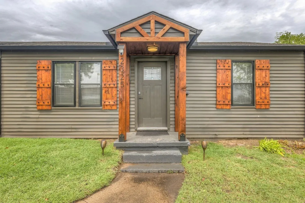 Monticello Cottage in Tulsa