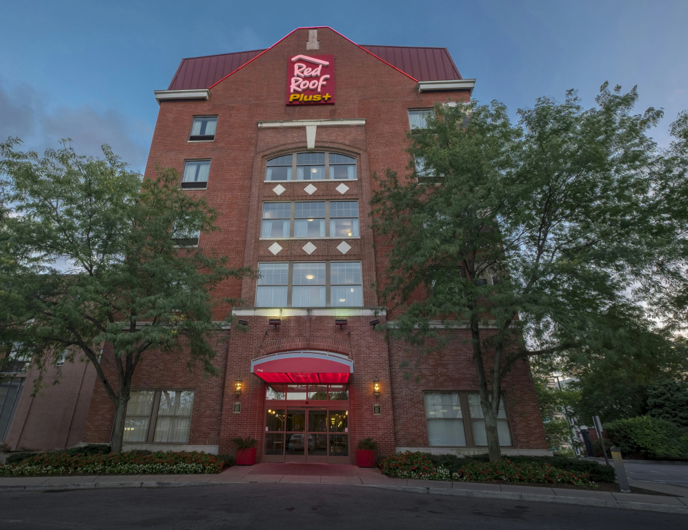 Red Roof Inn PLUS+ Columbus Downtown-Convention Center