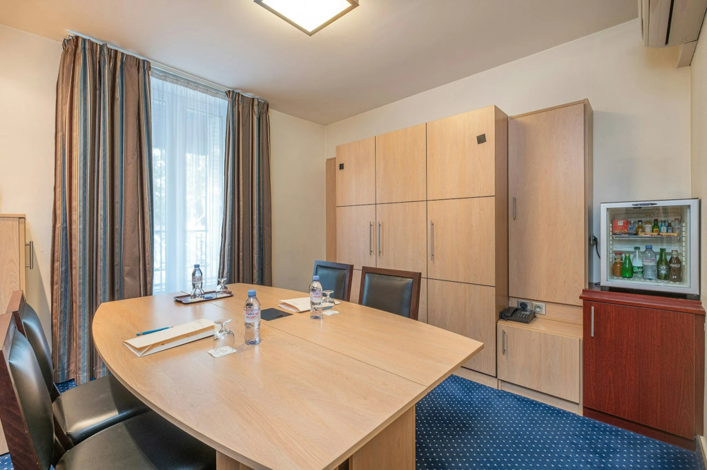 Hôtel Terminus Montparnasse 28