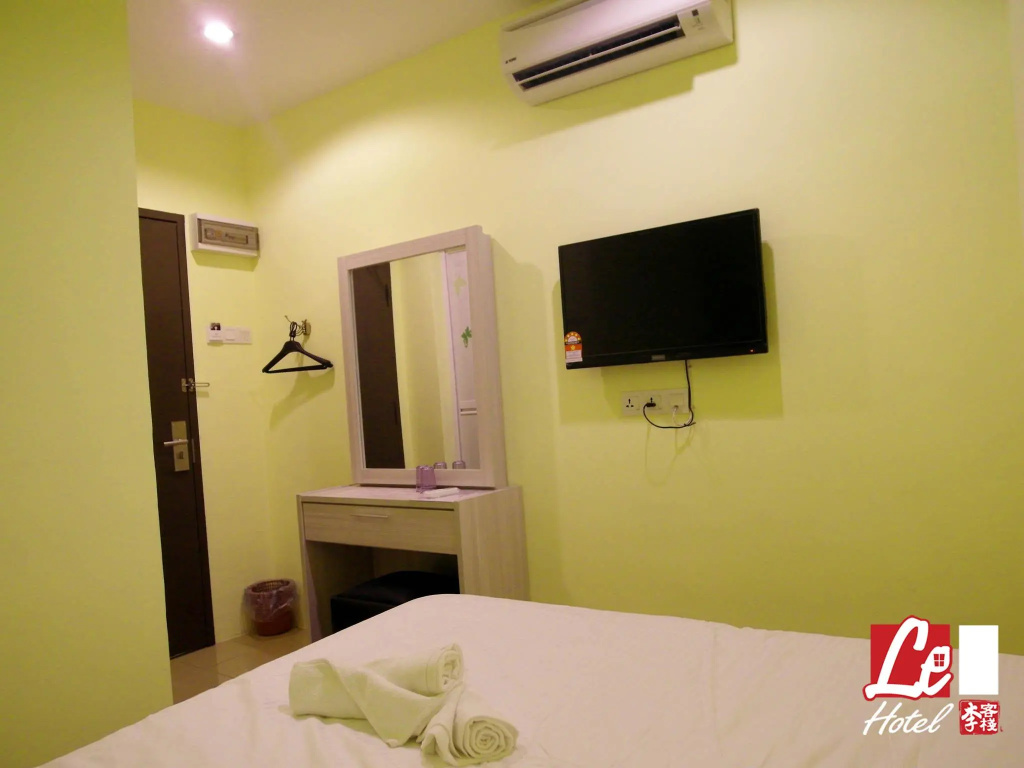 Standard Double room (full double bed)