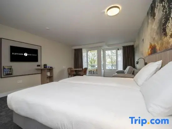 Luxury Double room (full double bed)