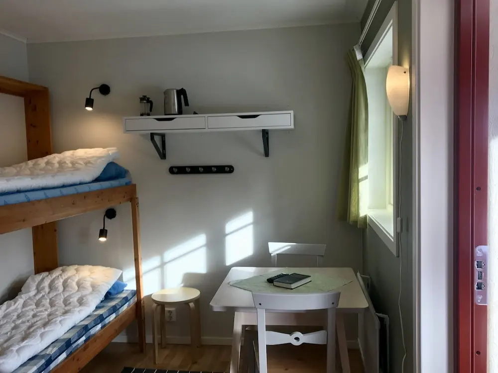 Economy room