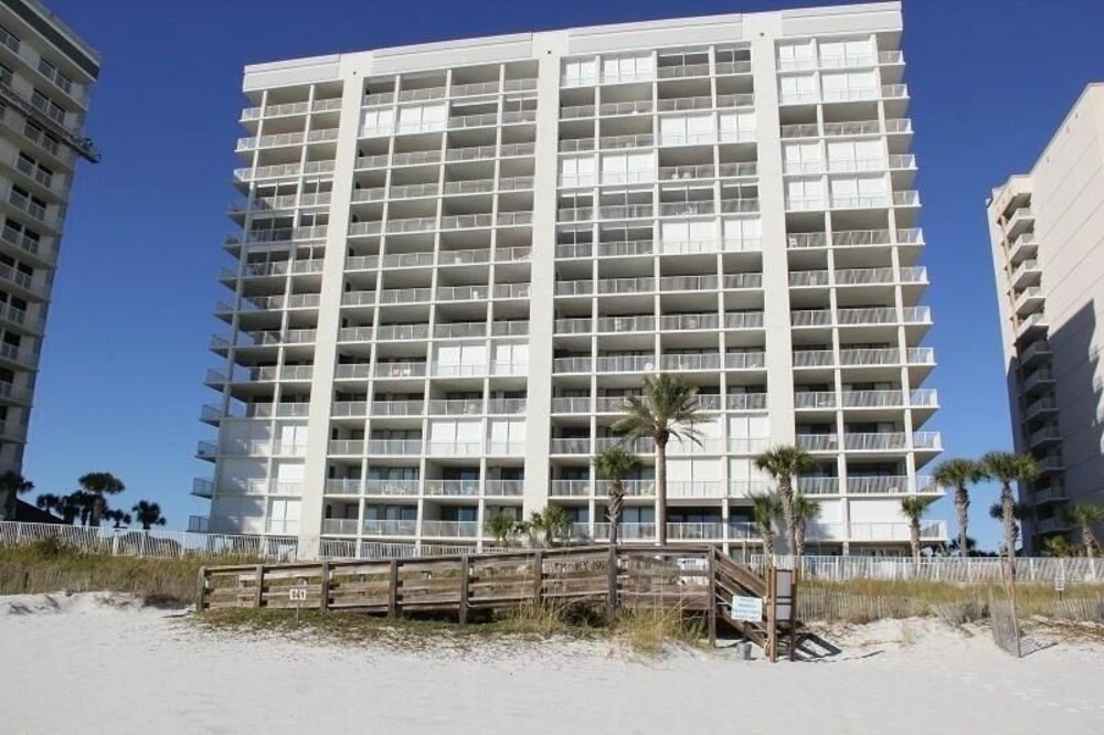 Pelican Pointe 504 3 Bedroom Condo