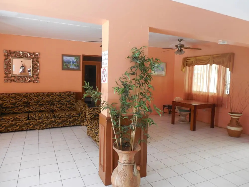 Lobby & Reception