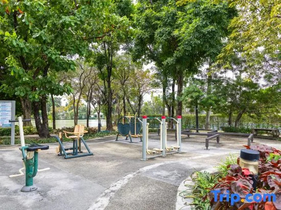 Perfect Lake House, Lakeside Retreat , Nonthaburi