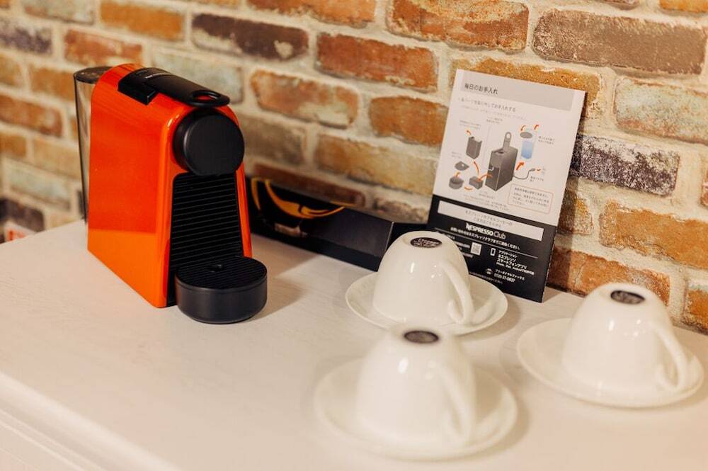 gallery_image_hidden_16