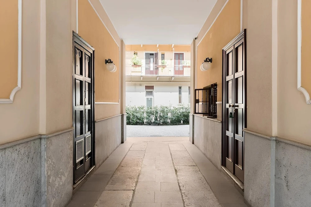 Charming Sempione Apartment