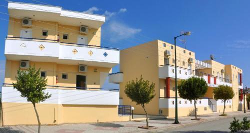 Adonis Hotel