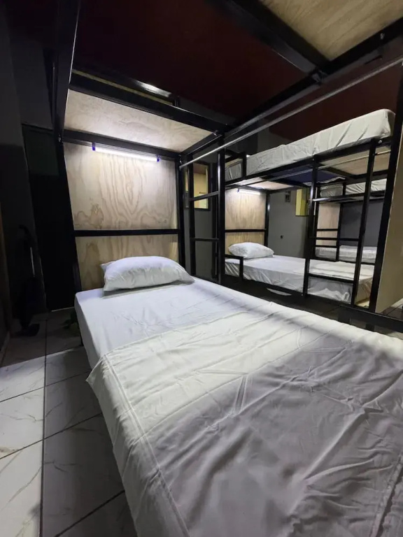 Milo's Hostel and Residences