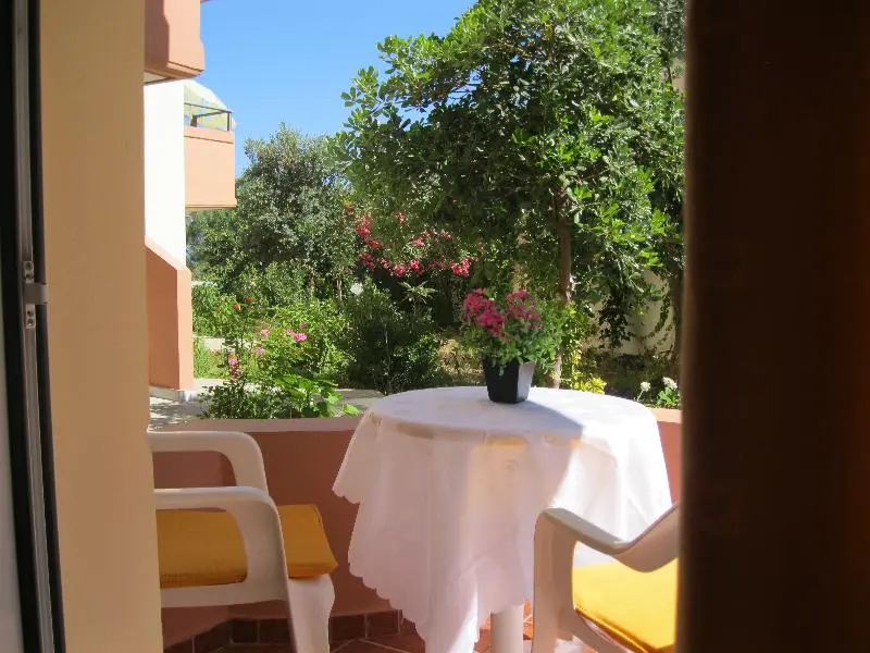 Classic Studio with balcony and with garden view