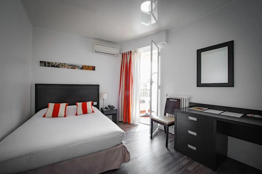Hôtel Comté de Nice - Chambres