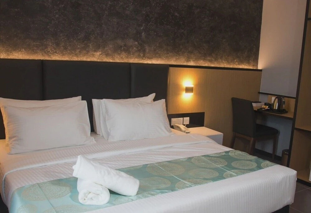 Oyo 581 Solid Hotels