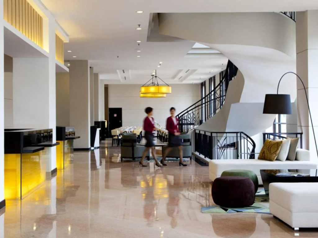 Lobby & Reception