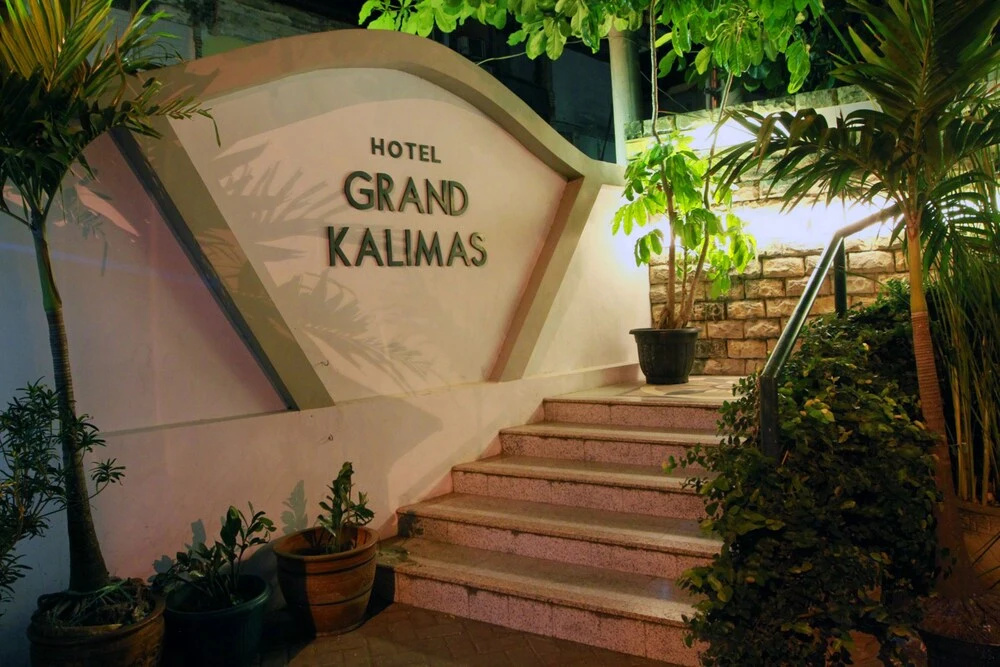 Grand Kalimas Hotel Syariah by Zen Rooms