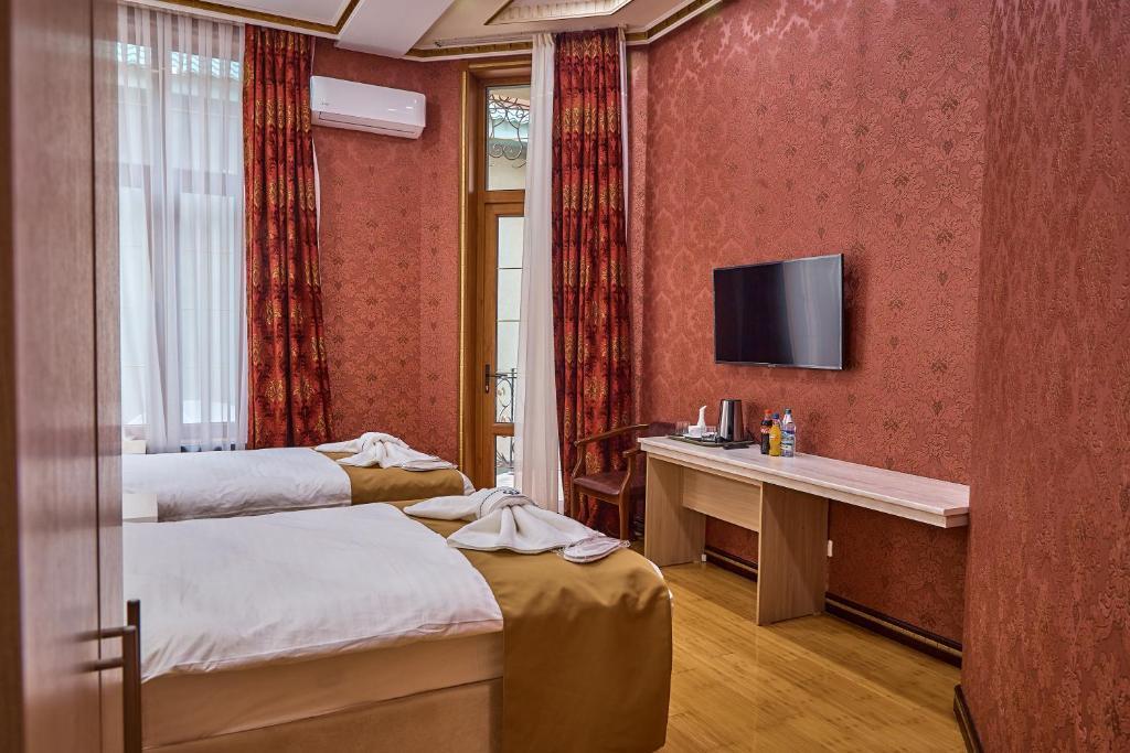 Двухместный номер Standard 2 отдельные кровати в Queens Hotel