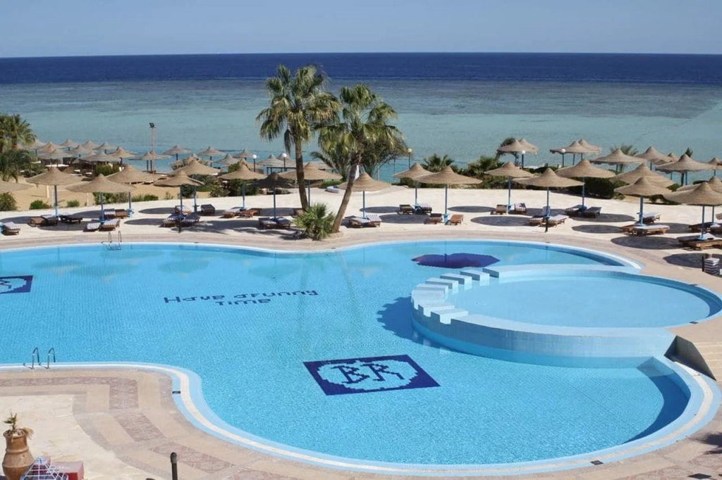 Beach & Waterfront