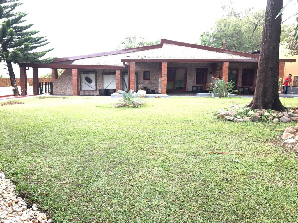 Inside Afrika Boutique Hotel