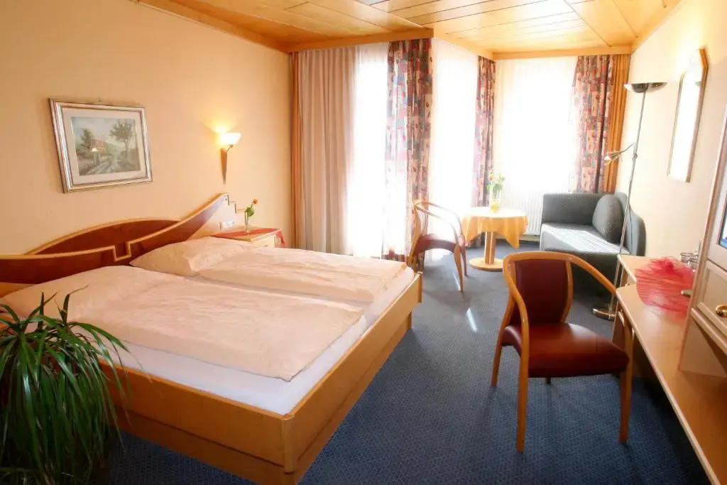 Hotel & Kurpension Weiss - Chambres