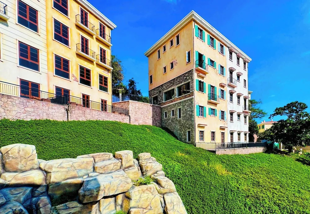 Rova105 Hotel