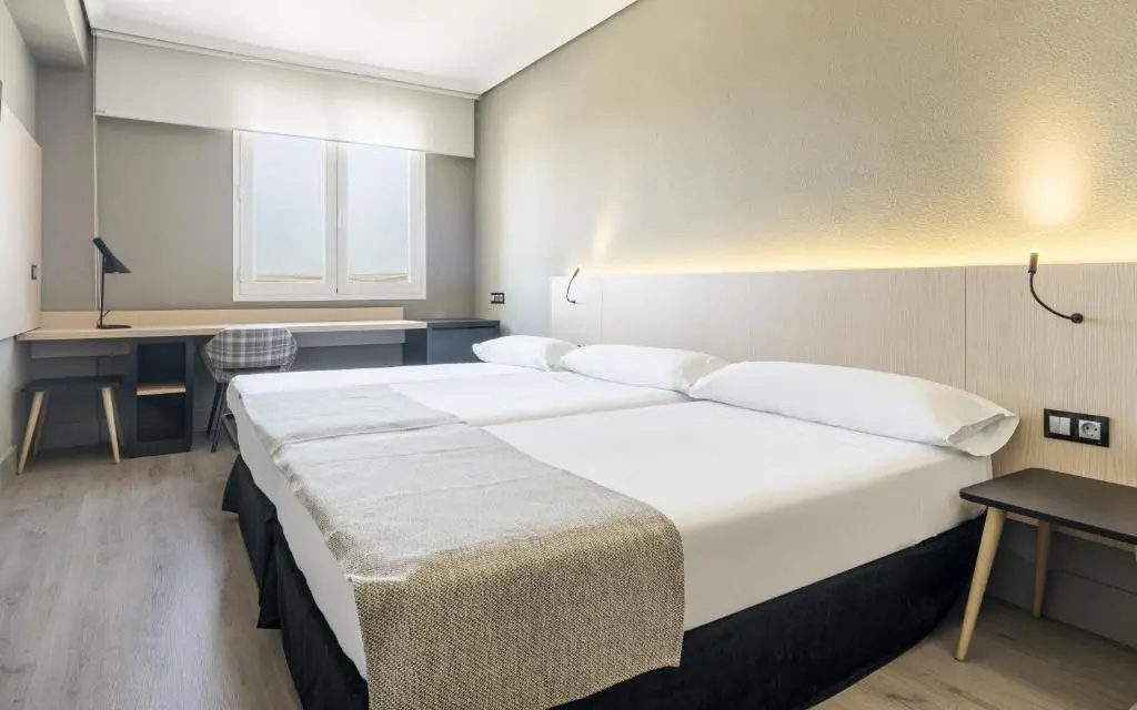 Hotel ILUNION Las Lomas - Chambres