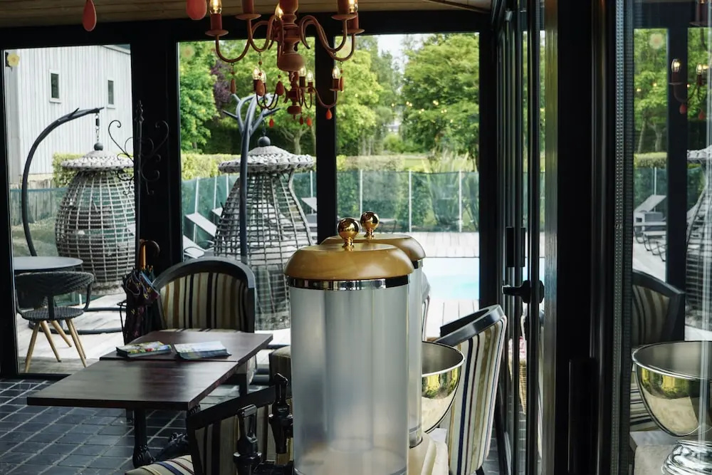 Afficher la photo 8 — Hôtel Le Chatellier – Piscine chauffée d’avril à octobre
