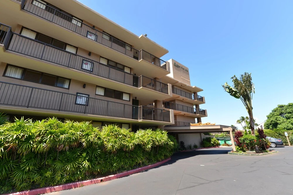 Hale Ono Loa #119 2 Bedrooms 2 Bathrooms Condo by Redawning