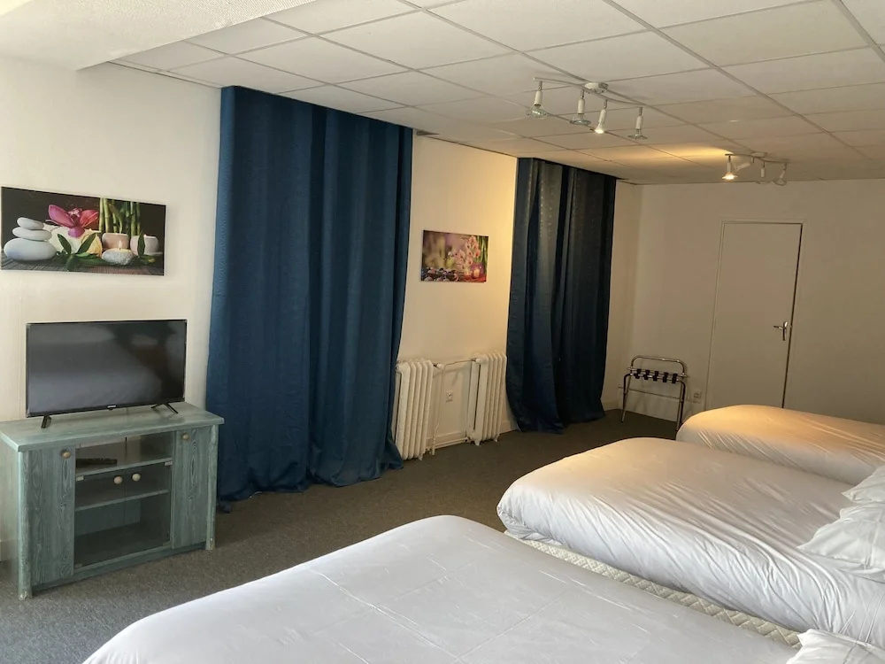 Economy room