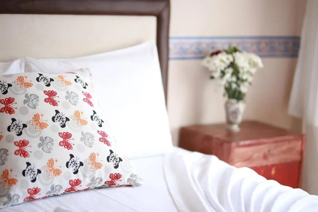 Tunc Otel — 5