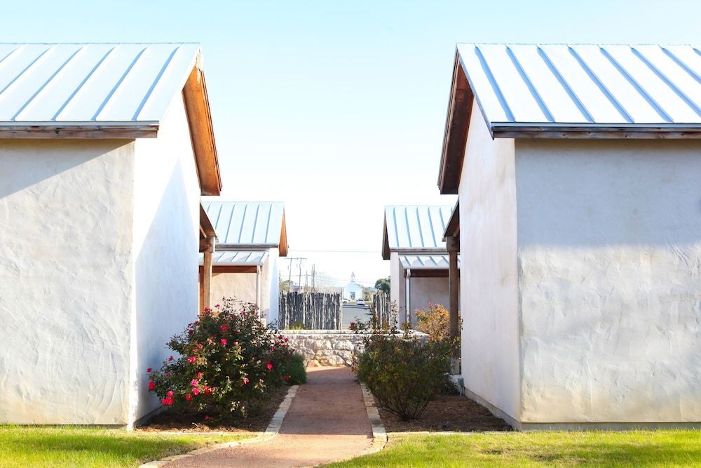 Hoffman Haus by null