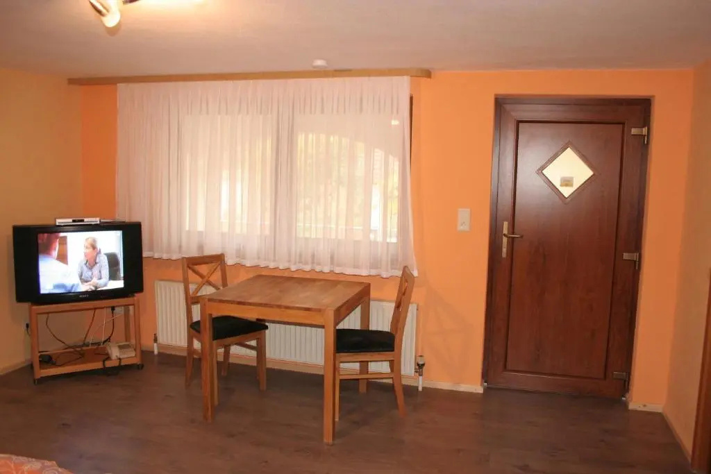 Standard Double room with garden view (full double bed)