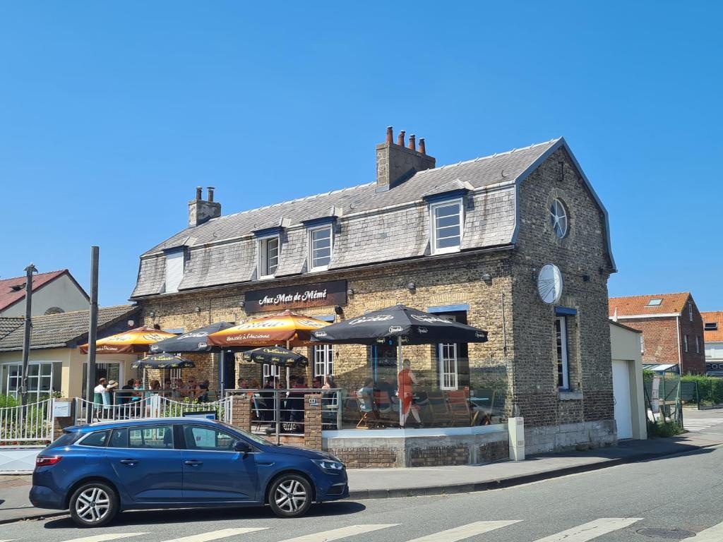 "Les Embruns" Maison meublée, proche de la mer