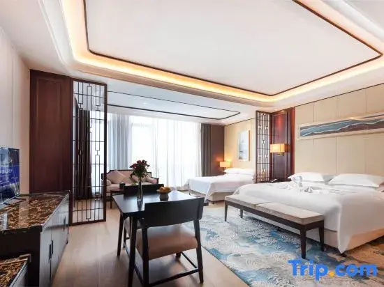 Deluxe Family room