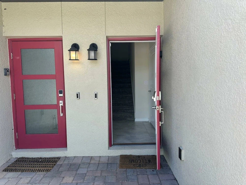 Fabulous 3 Bedroom With Game Room