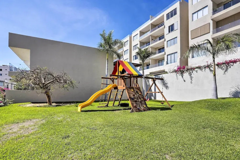 Luxe Cabo Condo w/ Ocean Views + Amenities!