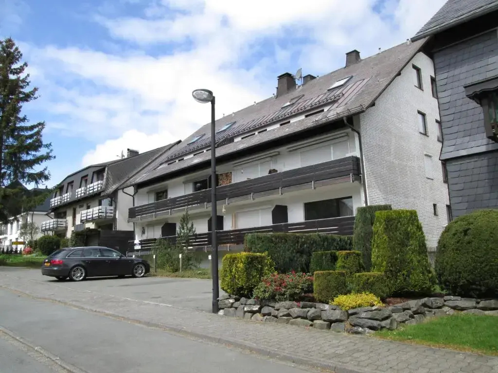 Apartment with balcony