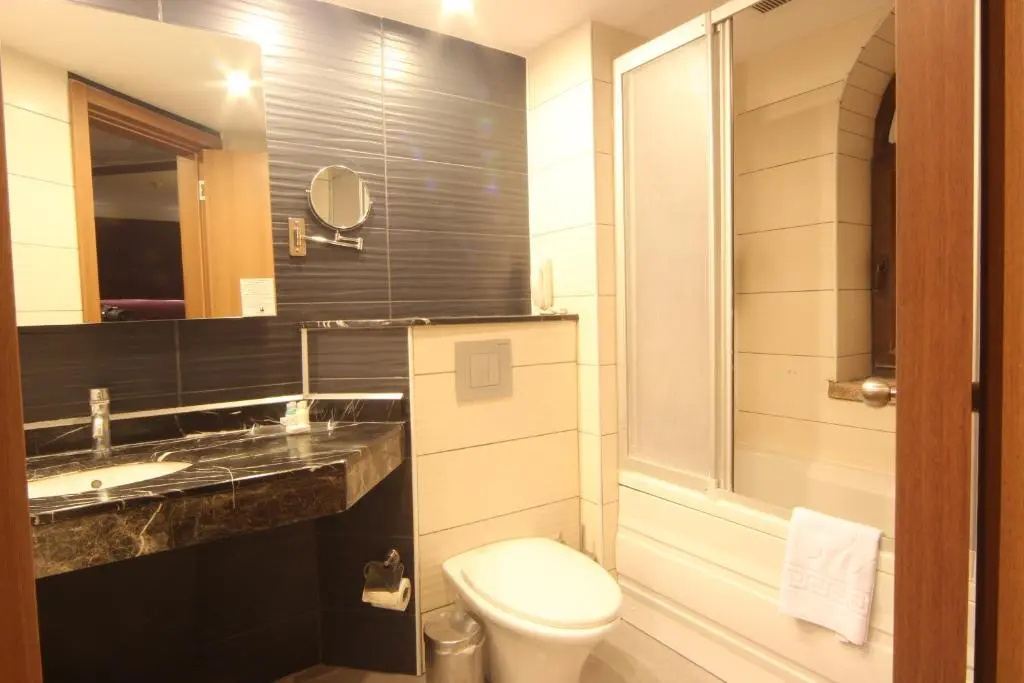 Superior Double room (full double bed)