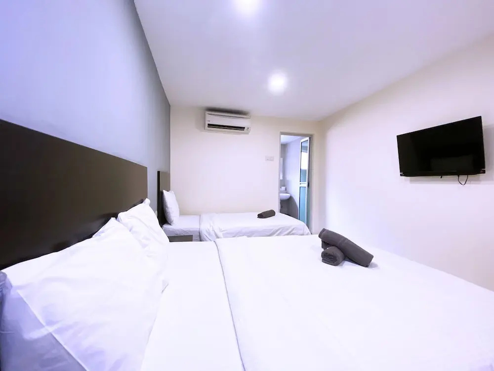 Standard Triple room