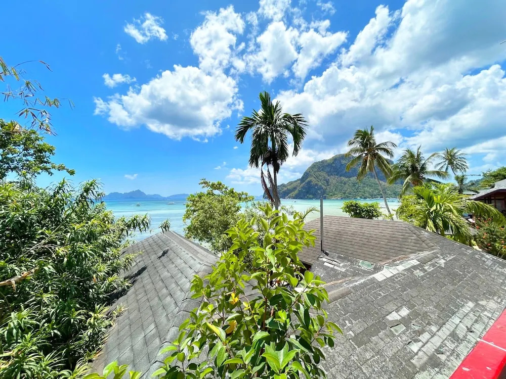 Standard Sextuple Family room with ocean view