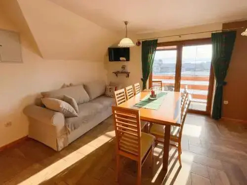 Domki/apartamenty Trojaki