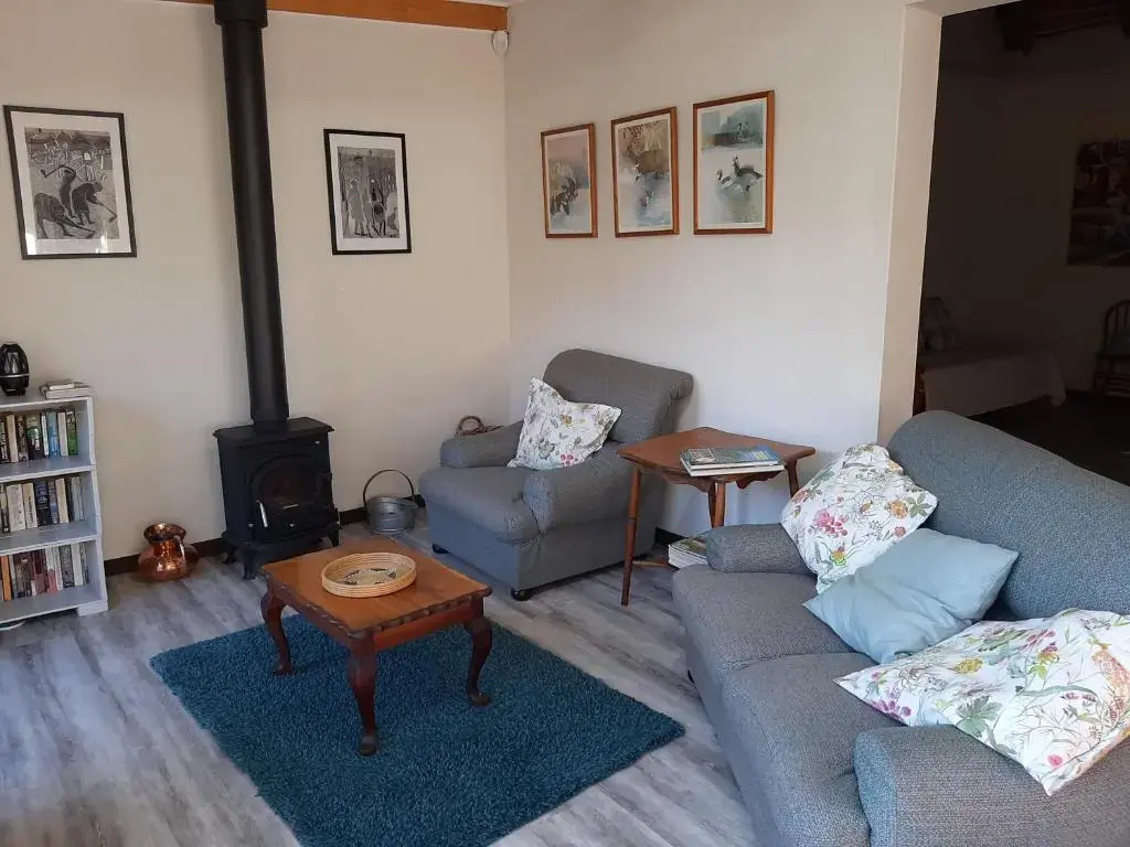 2 Bedrooms Chalet