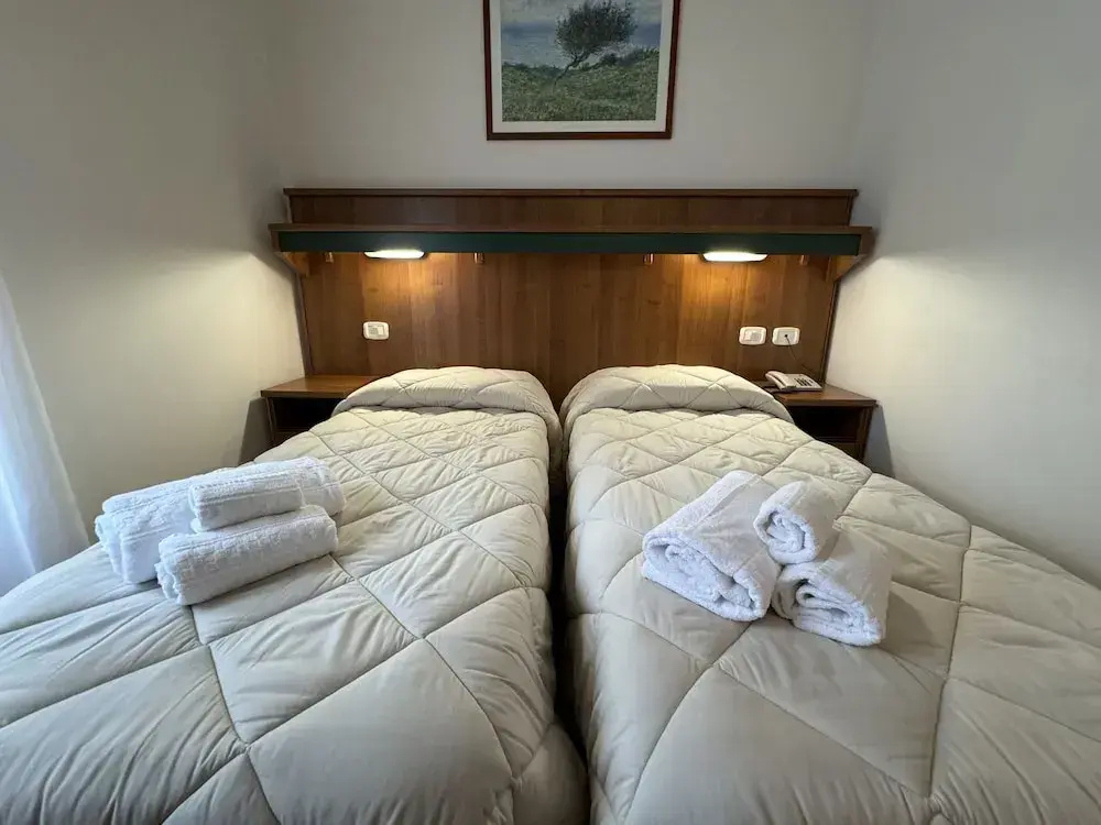 Standard Double room (full double bed)