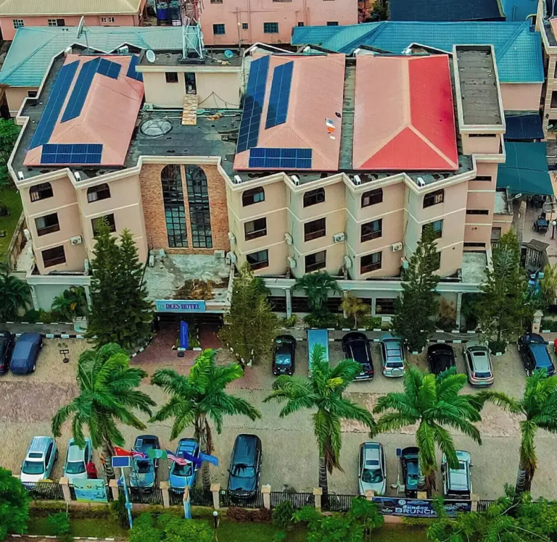 Dees Hotels Apartment & Suites