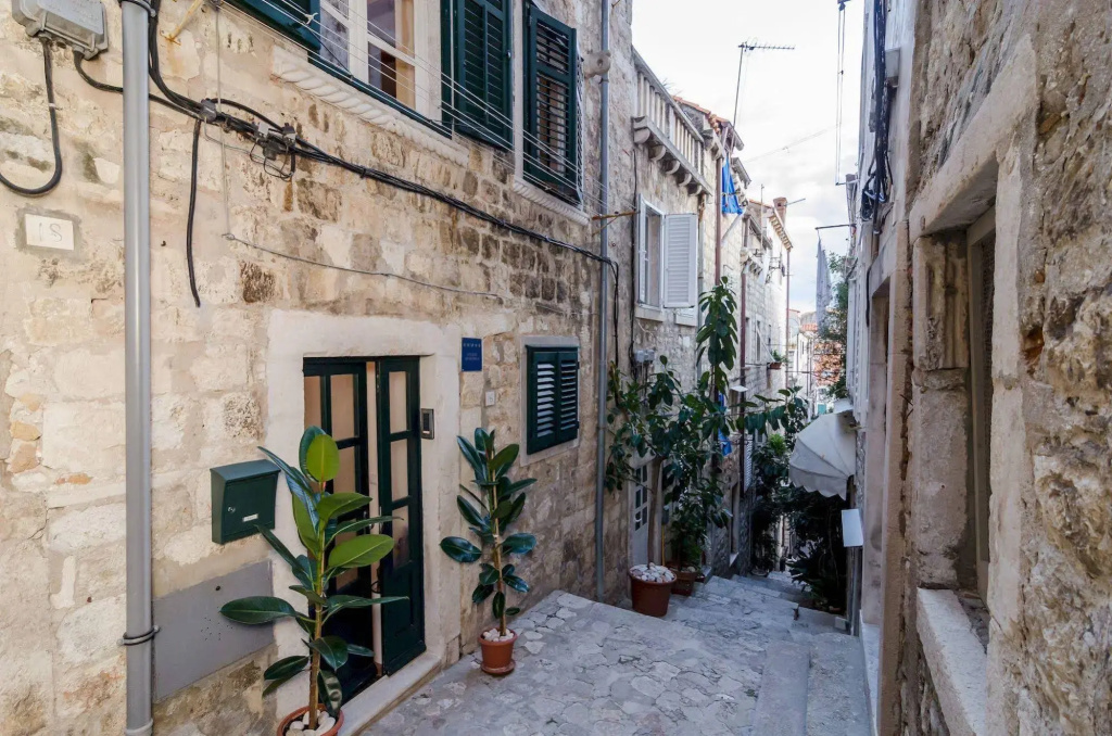 Apartments Raic
