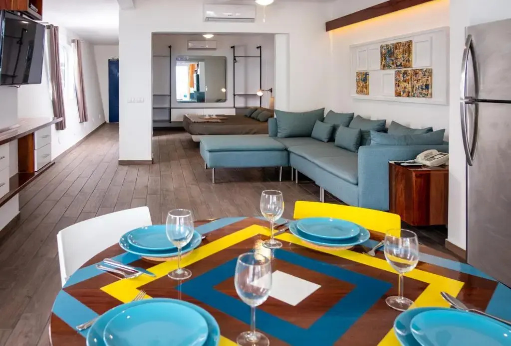 Puerto Plaza Hotel & Shops  - Chambres