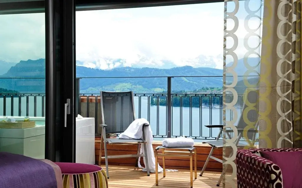 Balcony & Terrace
