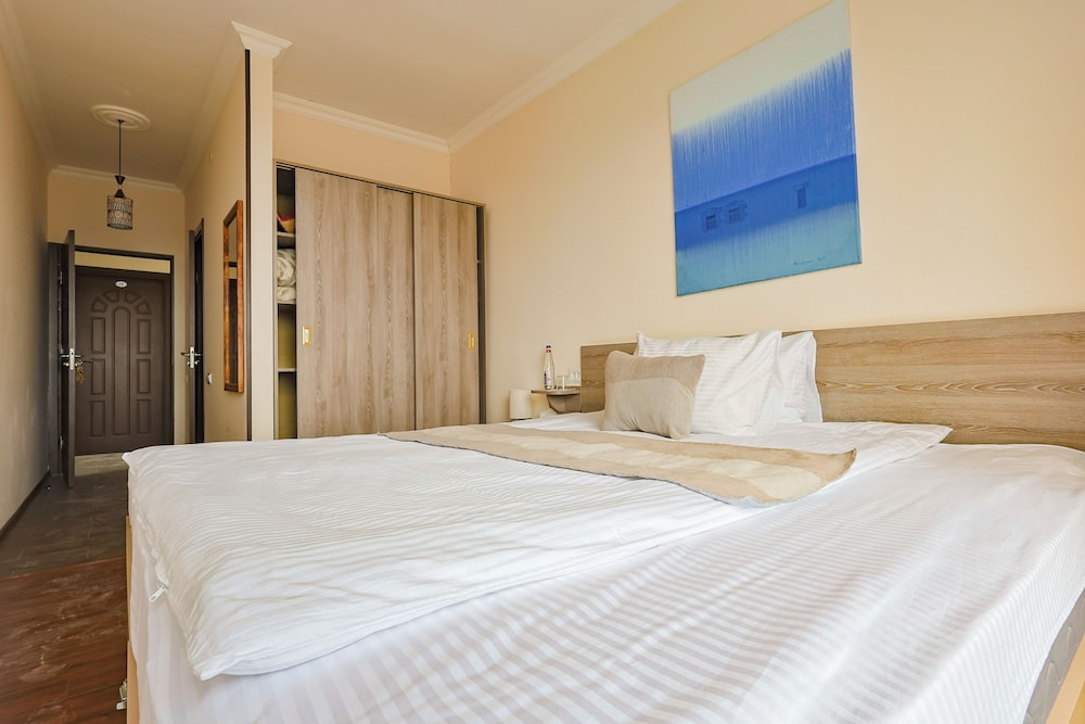 Economy Double room (full double bed)
