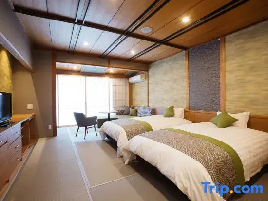 Standard room with city view