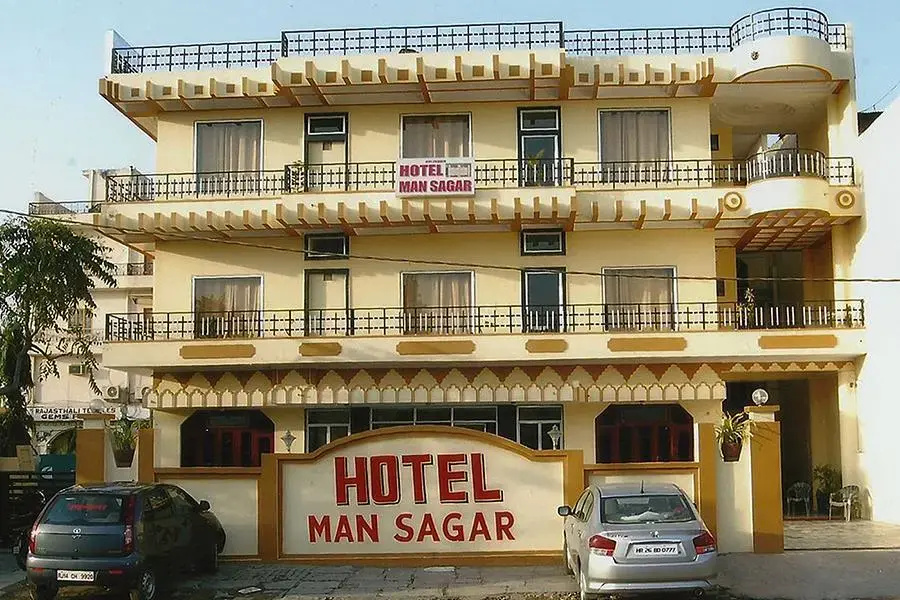 Deluxe Single room